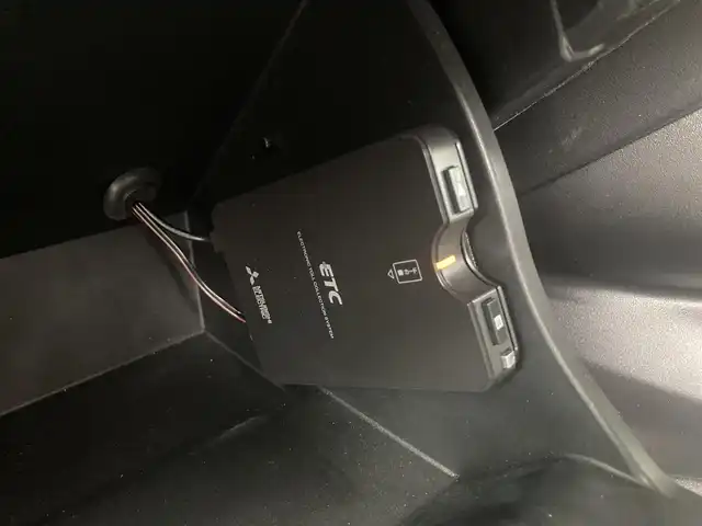 フィアット ５００Ｘ スポーツ 熊本県 2020(令2)年 3.2万km 白 ・ワンオーナー/・スマートキー/・プッシュスタート/・全面衝突警報/・アクティブブレーキ/・レーンキープエイド/・パークアシスト/・前後パーキングセンサー/・ブラインドスポットモニター/・クルーズコントロール(追従式)/・黒革シート/・前席パワーシート/・前席シートヒーター /・社外メモリナビ/　【DVD・Bluetooth・USB・SD・MSV】/・フルセグTV/・バックカメラ/・ETC/・ドライブレコーダー(前後録画)/・LEDヘッドランプ/・LEDフォグランプ/・純正マット/・純正バイザー/・保証書/取説