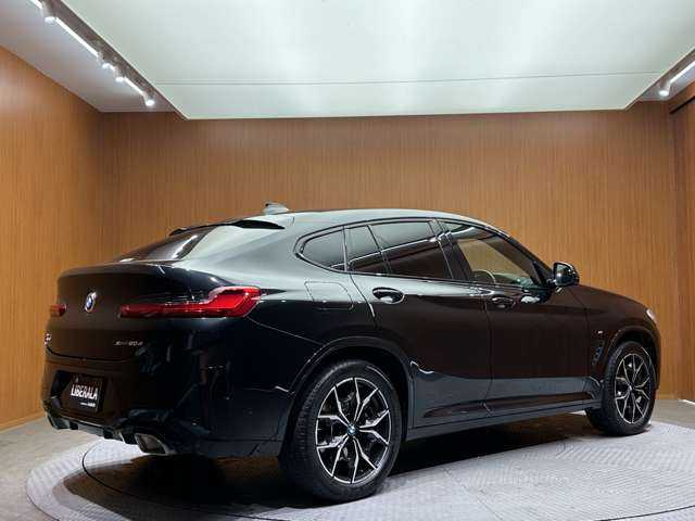 ＢＭＷ Ｘ４ xDrive 20d Mスポーツ 千葉県 2021(令3)年 6.1万km サファイアブラックP 後期型　/茶革シート　/ＡＣＣ　/ハンズオフアシスト　/ナビ　/ＴＶ　/３６０°ＨＵＤ　/シートＨ　/アダプティブＬＥＤヘッドライト　/パーキングアシストプラス　/ドライビングアシストプロフェッショナル　/電動リアゲート