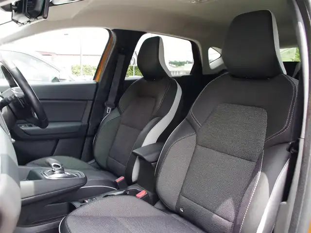 ルノー ルノー キャプチャー インテンス 埼玉県 2022(令4)年 1.6万km オレンジ ブラックハーフレザーシート /アダプティブクルーズコントロール/ CarPlay /パークセンサー /ブラインドスポットモニター /全周囲カメラ /ディスプレイオーディオ /ETC /デジタルインナーミラー /前席シートヒーター/ハンドルヒーター