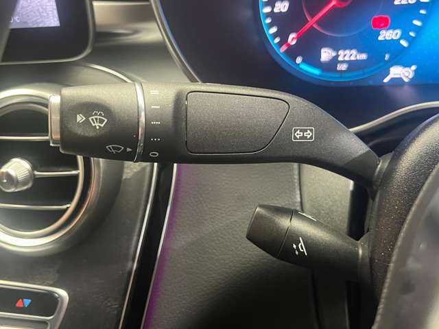 メルセデス・ベンツ ＧＬＣ２２０ d 4マチック クーペ AMGライン 千葉県 2019(令1)年 4.2万km ダイヤモンドホワイト レザーエクスクルーシブＰＫＧ　/サンルーフ　/純正ナビ　/３６０°カメラ　/ＡＣＣ　/ＨＵＤ　/シートヒーター　/ベンチレーター　/パワーシート　/ＬＥＤヘッドライト　/ハイビームアシスト　/エアサス　/電動リアゲート
