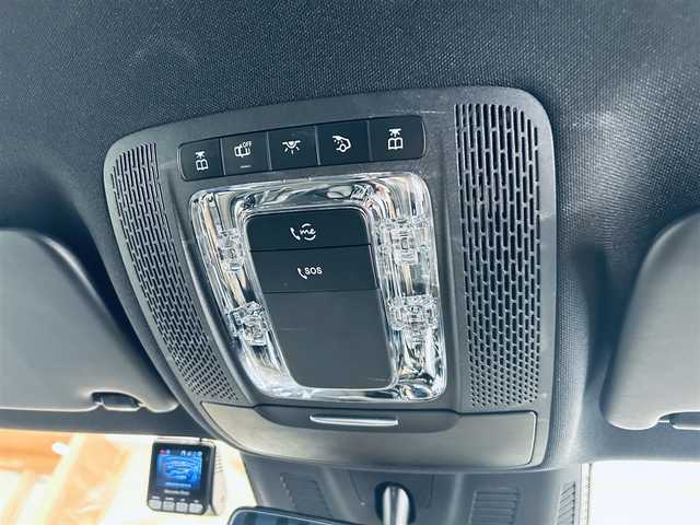 メルセデス・ベンツ ＧＬＡ２００ｄ 4マチック 大阪府 2020(令2)年 4.7万km コスモスブラック ワンオーナー/レーダーセーフティ/ハーフレザー/メモリ付きパワーシート/シートヒーター/純正ナビ/TV/360度カメラ/純正18インチAW/LEDヘッドライト/電動リアゲート/ACC/ブラインドスポット/ワイヤレス充電
