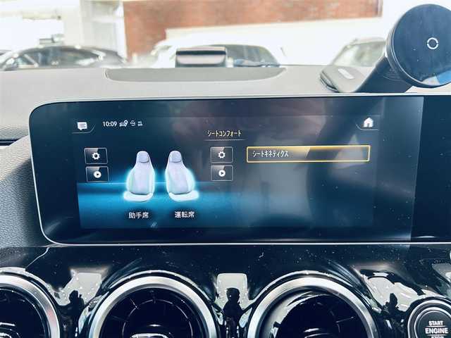 メルセデス・ベンツ ＧＬＡ２００ｄ 4マチック 大阪府 2020(令2)年 4.7万km コスモスブラック ワンオーナー/レーダーセーフティ/ハーフレザー/メモリ付きパワーシート/シートヒーター/純正ナビ/TV/360度カメラ/純正18インチAW/LEDヘッドライト/電動リアゲート/ACC/ブラインドスポット/ワイヤレス充電