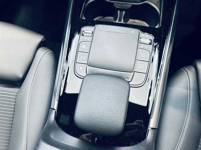 メルセデス・ベンツ ＧＬＡ２００ｄ 4マチック 大阪府 2020(令2)年 4.7万km コスモスブラック ワンオーナー/レーダーセーフティ/ハーフレザー/メモリ付きパワーシート/シートヒーター/純正ナビ/TV/360度カメラ/純正18インチAW/LEDヘッドライト/電動リアゲート/ACC/ブラインドスポット/ワイヤレス充電