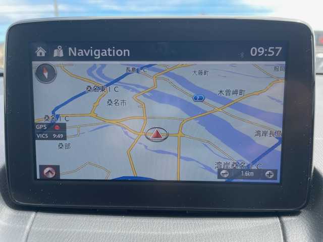 マツダ ＣＸ－３ 15S ツーリング 三重県 2021(令3)年 2.6万km スノーフレイクホワイトパールマイカ メーカーオプション/・360°ビューモニター/・フロントパーキングセンサー/・CD/DVD/地デジTV/1オーナー/アドバンスドスマートシティブレーキサポート/後退時スマートシティブレーキサポート/AT誤発進抑制制御/ブラインドスポットモニタリング/リアパーキングセンサー/車線逸脱警報システム/純正SDナビ/フルセグTV/【CD/DVD/Bluetooth/USB/AUX】/バックカメラ/ETC/前後ドライブレコーダー/オートライト/ハイビームコントロールシステム/LEDヘッドランプ/シグネチャーLEDランプ/215/60R16インチ純正AW/プッシュスタート/スマートキー/純正フロアマット