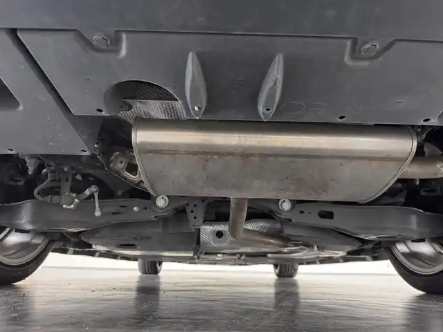 トヨタ プリウス ＰＨＶ S ナビパッケージ 三重県 2017(平29)年 5.1万km スティールブロンドM プラグインハイブリッド/FF/インパネCVT/純正 11.6インチ 縦型ナビ/（AM/FM/USB/iPod/Bluetooth/AUX/TV）/バックカメラ/モデリスタエアロ（F/S/R下）/【OP】ETC2.0/Toyota Safety Sense/・プリクラッシュセーフティ/・レーンディパーチャーアラート（操舵支援付）/・レーダークルコン/・オートハイビーム/・ふらつき検知機能/・【OP】ITS Connect/装備/・【OP】AC100Vアクセサリーコンセント（ヴィークルパワーコネクター付・V2H対応・コンセント2ヶ）/・シートヒーター（D/N）/・ステアリングヒーター/・オートエアコン/・オートライト/・LED ヘッドライト＆フロントフォグランプ/・純正17inAW/・プッシュスタート/・スマートキーx1/・保/など