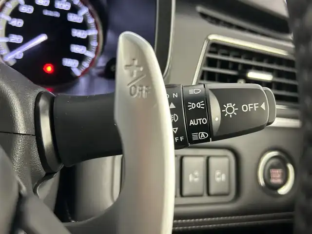 三菱 デリカＤ：５ シャモニー 愛知県 2025(令7)年 0.1千km グラファイトグレーメタリック/ブラックマイカ 登録済未使用車/４WD/ディーゼル/ターボ/全方位カメラ/AC100V電源/三菱e-Assist/・衝突軽減ブレーキ/・レーダークルーズコントロール/・レーンキープアシスト/・オートマチックハイビーム/・ブラインドスポットモニター/ハーフレザーシート/シートヒーター/パワーシート/革巻きステアリング/ステアリングヒーター/両側パワースライドドア/パワーバックドア/アイドリングストップ/センターデフロック/純正18インチアルミホイール/スマートキー/プッシュスタート/LEDヘッドライト/フロントフォグランプ/横滑り防止装置