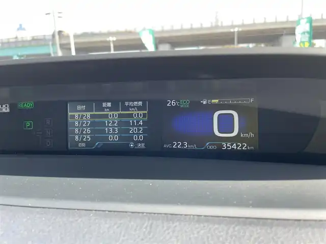 トヨタ プリウス S 石川県 2020(令2)年 3.6万km ホワイトパールクリスタルシャイン トヨタセーフティセンス/純正オーディオ/レーダークルーズ/LEDヘッドライト/スマートキー/プッシュスタート/電動ミラー/社外アルミ&スタッドレス/夏タイヤ積み込み/オートライト