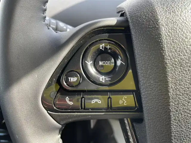 トヨタ プリウス S 石川県 2020(令2)年 3.6万km ホワイトパールクリスタルシャイン トヨタセーフティセンス/純正オーディオ/レーダークルーズ/LEDヘッドライト/スマートキー/プッシュスタート/電動ミラー/社外アルミ&スタッドレス/夏タイヤ積み込み/オートライト