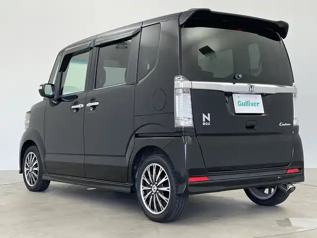 ホンダ Ｎ ＢＯＸ カスタム G ターボパッケージ 鹿児島県 2013(平25)年 9.2万km クリスタルブラックパール ワンオーナー/社外8インチナビ/(AM/FM/CD/DVD/Bluetooth)/フルセグテレビ/バックカメラ/両側パワースライドドア/革調シートカバー/パドルシフト /クルーズコントロール/ステアロングリモコン/オートライト/ETC/純正AW15インチ/電格ミラー