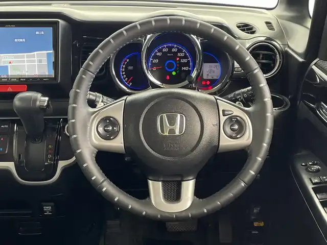 ホンダ Ｎ ＢＯＸ カスタム G ターボパッケージ 鹿児島県 2013(平25)年 9.2万km クリスタルブラックパール ワンオーナー/社外8インチナビ/(AM/FM/CD/DVD/Bluetooth)/フルセグテレビ/バックカメラ/両側パワースライドドア/革調シートカバー/パドルシフト /クルーズコントロール/ステアロングリモコン/オートライト/ETC/純正AW15インチ/電格ミラー
