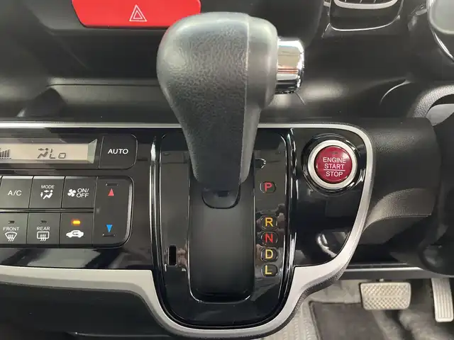 ホンダ Ｎ ＢＯＸ カスタム G ターボパッケージ 鹿児島県 2013(平25)年 9.2万km クリスタルブラックパール ワンオーナー/社外8インチナビ/(AM/FM/CD/DVD/Bluetooth)/フルセグテレビ/バックカメラ/両側パワースライドドア/革調シートカバー/パドルシフト /クルーズコントロール/ステアロングリモコン/オートライト/ETC/純正AW15インチ/電格ミラー
