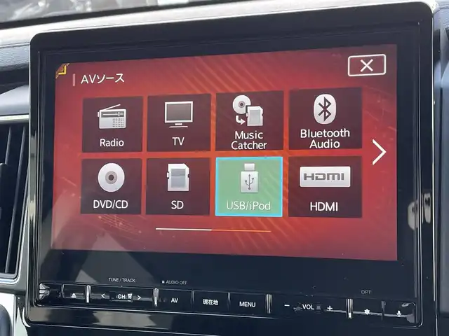三菱 デリカＤ：５ P 東京都 2021(令3)年 3.1万km パール 純正10インチナビ/CD/DVD/フルセグ/BT/AM/FM/4WD/両側パワースライドドア/オートステップ/全方位カメラ/18インチ純正アルミホイール/LEDヘッドライト/オートマチックハイビーム/オートライト/ステアリングヒーター/追従式クルーズコントロール/MT付きAT/純正フロアマット/D席パワーシート