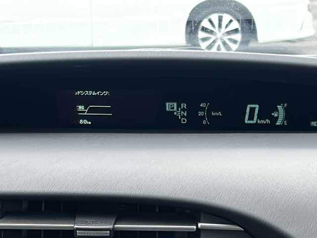 トヨタ プリウス S 石川県 2012(平24)年 6.7万km シルバーM 純正SDナビ【NSZT-W62Z】/バックカメラ/ビルトインETC/前後ドライブレコーダー/プッシュスタート/オートライト/ワンオーナー/純正アルミホイール/純正フロアマット/取扱説明書/保証書/記録簿/ナビ取扱説明書