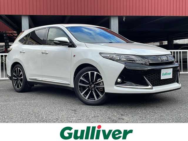 トヨタ ハリアー エレガンス GRスポーツ 神奈川県 2018(平30)年 3.5万km ホワイトパールクリスタルシャイン ワンオーナー				/社外9インチSDナビ【ALPINE：X9Z】				/・DTV/SD/CD/DVD/REC/BT				/バックカメラ				/パノラマルーフ	/ハーフレザーシート/運転席パワーシート			/ビルトインETC							/ToyotaSafetySense/・プリクラッシュセーフティー				/・レーンディパーチャーアラート									/・オートマチックハイビーム/・レーダークルーズコントロール				/前後ドライブレコーダー	/オートライト									/純正LEDヘッドライト/フォグランプ				/LEDイルミネーションビーム			/プッシュEgスタート/ストップ				/スマートキー×2/ターンランプ付電動格納ドアミラー				/純正フロアマット				/取扱説明書				/ナビ取扱説明書				/新車時保証書