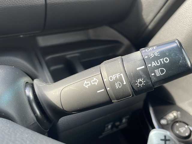 ホンダ Ｎ ＢＯＸ カスタム G L ターボ ホンダセンシング 福井県 2019(平31)年 11.7万km プラチナホワイトパール (株)IDOMが運営する【じしゃロン福井店】の自社ローン対象車両になります。こちらは現金またはオートローンご利用時の価格です。自社ローンご希望の方は別途その旨お申付け下さい/ホンダセンシング/純正ナビ（CD・DVD・BT接続可）/フルセグテレビ/ビルトインETC/両側パワースライドドア/LEDヘッドライト