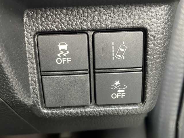 ホンダ Ｎ ＢＯＸ カスタム G L ターボ ホンダセンシング 福井県 2019(平31)年 11.7万km プラチナホワイトパール (株)IDOMが運営する【じしゃロン福井店】の自社ローン対象車両になります。こちらは現金またはオートローンご利用時の価格です。自社ローンご希望の方は別途その旨お申付け下さい/ホンダセンシング/純正ナビ（CD・DVD・BT接続可）/フルセグテレビ/ビルトインETC/両側パワースライドドア/LEDヘッドライト