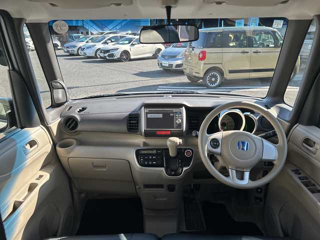 ホンダ Ｎ ＢＯＸ ＋ G Lパッケージ 東京都 2013(平25)年 3.8万km アラバスターシルバーメタリック エンジンスタートボタン/GathersワンセグTVナビ(VXM-128VS)/(USB/AUX)/バックカメラ/純正フロアマット/横滑り防止装置/スマートキー