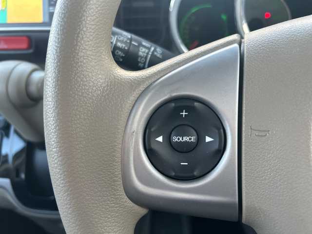 ホンダ Ｎ ＢＯＸ ＋ G Lパッケージ 東京都 2013(平25)年 3.8万km アラバスターシルバーメタリック エンジンスタートボタン/GathersワンセグTVナビ(VXM-128VS)/(USB/AUX)/バックカメラ/純正フロアマット/横滑り防止装置/スマートキー