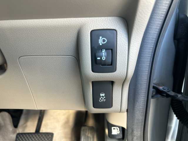 ホンダ Ｎ ＢＯＸ ＋ G Lパッケージ 東京都 2013(平25)年 3.8万km アラバスターシルバーメタリック エンジンスタートボタン/GathersワンセグTVナビ(VXM-128VS)/(USB/AUX)/バックカメラ/純正フロアマット/横滑り防止装置/スマートキー