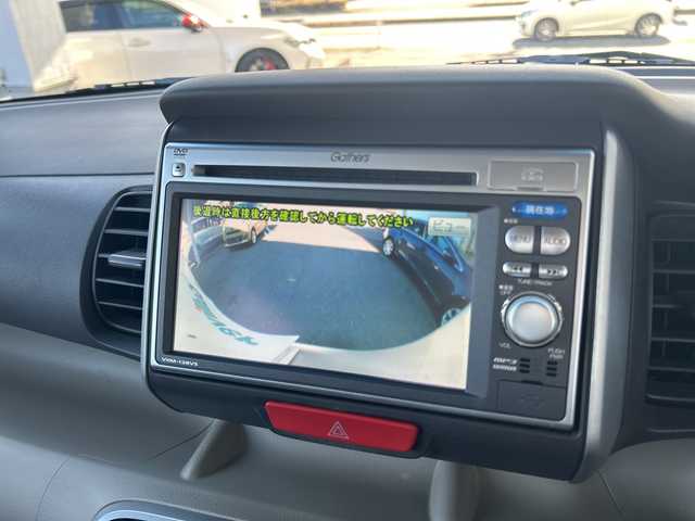 ホンダ Ｎ ＢＯＸ ＋ G Lパッケージ 東京都 2013(平25)年 3.8万km アラバスターシルバーメタリック エンジンスタートボタン/GathersワンセグTVナビ(VXM-128VS)/(USB/AUX)/バックカメラ/純正フロアマット/横滑り防止装置/スマートキー