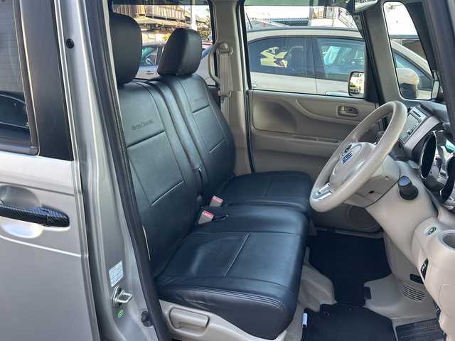 ホンダ Ｎ ＢＯＸ ＋ G Lパッケージ 東京都 2013(平25)年 3.8万km アラバスターシルバーメタリック エンジンスタートボタン/GathersワンセグTVナビ(VXM-128VS)/(USB/AUX)/バックカメラ/純正フロアマット/横滑り防止装置/スマートキー