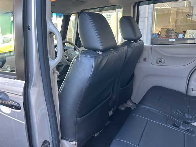 ホンダ Ｎ ＢＯＸ ＋ G Lパッケージ 東京都 2013(平25)年 3.8万km アラバスターシルバーメタリック エンジンスタートボタン/GathersワンセグTVナビ(VXM-128VS)/(USB/AUX)/バックカメラ/純正フロアマット/横滑り防止装置/スマートキー