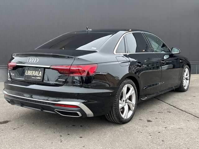 アウディ Ａ４ 40TDIクワトロ Sライン 道東・釧路十勝 2022(令4)年 1万km ミトスブラックメタリック ４WD/純正MMIナビ/　BT/USB/AppleCarPlay/フルセグ/サラウンドビューカメラ/純正ETC2.0/純正前後ドライブレコーダー/アウディプレセンス/レーンキーピングアシスト/アダプティブクルーズコントロール/パークディスタンスコントロール/パーキングアシスト/ハーフレザーシート/フロントパワーシート/フロントシートヒーティング/バーチャルコックピット/マトリクスLEDヘッドライト/純正18インチAW/純正フロアマット/取扱説明書/保証書