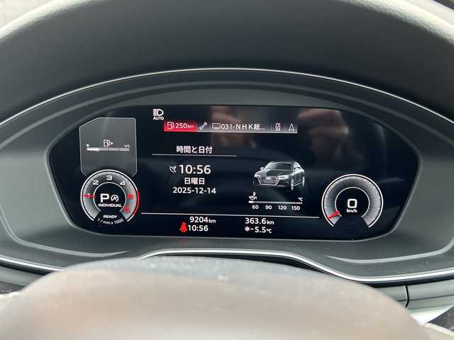 アウディ Ａ４ 40TDIクワトロ Sライン 道東・釧路十勝 2022(令4)年 1万km ミトスブラックメタリック ４WD/純正MMIナビ/　BT/USB/AppleCarPlay/フルセグ/サラウンドビューカメラ/純正ETC2.0/純正前後ドライブレコーダー/アウディプレセンス/レーンキーピングアシスト/アダプティブクルーズコントロール/パークディスタンスコントロール/パーキングアシスト/ハーフレザーシート/フロントパワーシート/フロントシートヒーティング/バーチャルコックピット/マトリクスLEDヘッドライト/純正18インチAW/純正フロアマット/取扱説明書/保証書