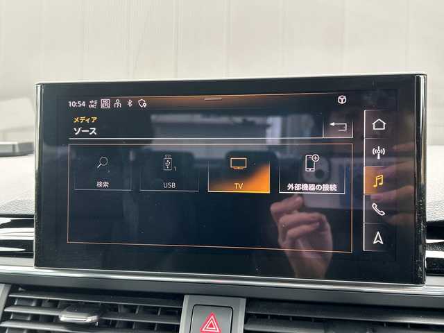 アウディ Ａ４ 40TDIクワトロ Sライン 道東・釧路十勝 2022(令4)年 1万km ミトスブラックメタリック ４WD/純正MMIナビ/　BT/USB/AppleCarPlay/フルセグ/サラウンドビューカメラ/純正ETC2.0/純正前後ドライブレコーダー/アウディプレセンス/レーンキーピングアシスト/アダプティブクルーズコントロール/パークディスタンスコントロール/パーキングアシスト/ハーフレザーシート/フロントパワーシート/フロントシートヒーティング/バーチャルコックピット/マトリクスLEDヘッドライト/純正18インチAW/純正フロアマット/取扱説明書/保証書