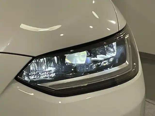 ホンダ ＺＲ－Ｖ ハイブリッド e:HEV Z 愛知県 2024(令6)年 0.8万km プラチナホワイトパール 純正９インチディスプレイオーディオ/(Bluetooth/フルセグTV/CarPlay)/ＢＯＳＥサウンド　/衝突軽減ブレーキ　/アラウンドビューモニター　/レーダークルーズコントロール　/シートヒーター　/ビルトインＥＴＣ２．０　/ＬＥＤヘッドライト　/ワイヤレス充電　/電動バックドア/ステアリングヒーター/シートメモリー