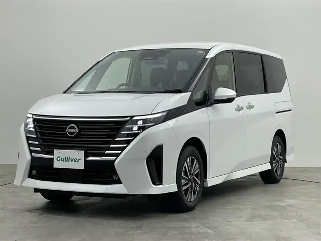 日産 セレナ e－パワー ハイウェイスター V 群馬県 2025(令7)年 0.1万km未満 プリズムホワイト 純正１２．３インチナビ　アラウンドビューモニター　プロパイロット　ブラインドスポットモニター　レーンキープアシスト　エマージェンシーブレーキ　デジタルインナーミラー　ＥＴＣ２．０　コーナーセンサー
