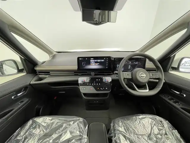 日産 セレナ e－パワー ハイウェイスター V 群馬県 2025(令7)年 0.1万km未満 プリズムホワイト 純正１２．３インチナビ　アラウンドビューモニター　プロパイロット　ブラインドスポットモニター　レーンキープアシスト　エマージェンシーブレーキ　デジタルインナーミラー　ＥＴＣ２．０　コーナーセンサー