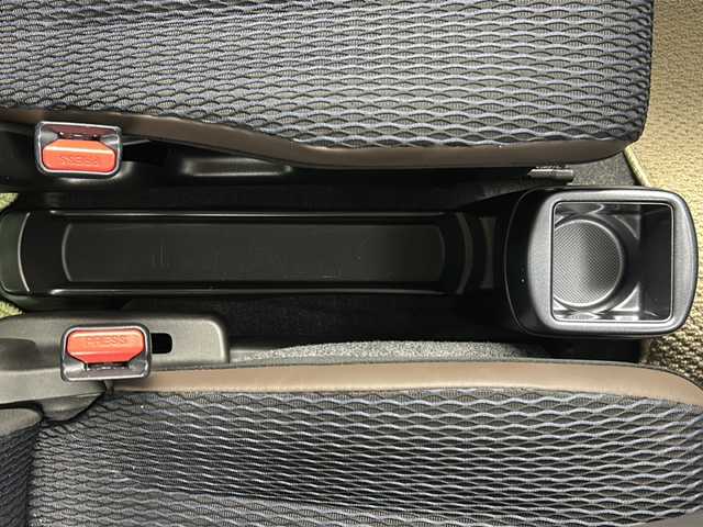 スズキ ハスラー Jスタイル 大阪府 2020(令2)年 1.5万km オフブルーメタリック/ガンメタリック2トーンルーフ 社外メモリナビ/・フルセグテレビ/DVD/・CD/BT/・AM/FM/スズキセーフティサポート/・デュアルカメラブレーキサポート/ハイビームアシスト/ＬＥＤヘッドライト/純正１５インチアルミホイール/ＥＴＣ/シートヒーター（運転席/助手席）/アイドリングストップ