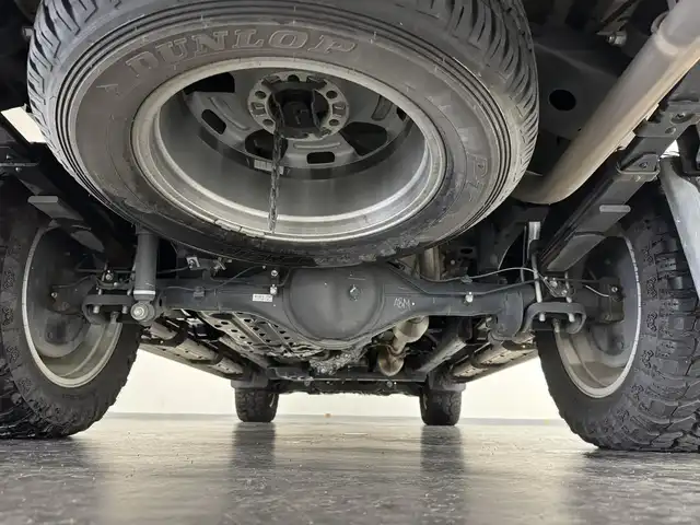 トヨタ ハイラックス Z ブラックラリーエディション 三重県 2019(令1)年 9.9万km アティチュードブラックマイカ 2.4L ディーゼルターボ/パートタイム4WD/MTモード付フロア6AT/純正 7インチナビ NSZT-W68T/（AM/FM/CD/DVD/TV/SD/SDREC/Bluetooth）/バックガイドモニター/ドライブレコーダー 前後/ETC/Toyota Safety Sense/・プリクラッシュセーフティ［PCS］/・レーンディパーチャーアラート［LDA］/・ダウンヒルアシストコントロール［DAC］/・ヒルスタートアシストコントロール［HAC］/・EBD（電子制動力配分制御）付ABS＆ブレーキアシスト/・VSC＆TRC/・緊急ブレーキシグナル/装備/・豪州トヨタ純正バグガード/・ハードトノカバー（施錠機能・ダンパー付）/・クルーズコントロール/・オートエアコン/・プッシュスタート/・オートライト/・フロント＆リヤフォグランプ/・ブラックラリーED専用 18inAW（ブラック塗装）