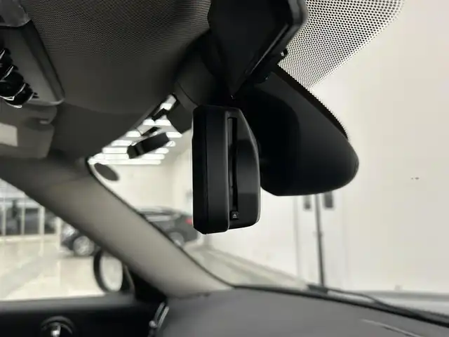 ＭＩＮＩ ＢＭＷ ミニ クロスオーバー クーパー D オール4 岡山県 2021(令3)年 1.3万km セージグリーンメタリック 純ナビ/HUD/シートヒータ/前PWシート/アンビエントライト/ACC/ドラレコ/ミラー一体ETC/本革レザー/マルチディスプレイメータ/PWテールゲート/社外AW/ユニオンジャックテール