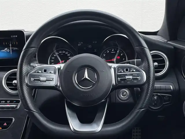 メルセデス・ベンツ Ｃ２００ 東京都 2018(平30)年 4.4万km ワイン レーダーセーフティパッケージ/・アクティブディスタンスアシスト・ディストロニック/・アクティブブレーキアシスト/・PRE-SAFE/・PREーSAFE＋/・PRE-SAFEサウンド/・アクティブブレーンキーピングアシスト/・アクティブステアリングアシスト/本革シート/・メモリ付きパワーシート/・シートヒーター/64色アンビエントライト/エアサスペンション/Apple Car play