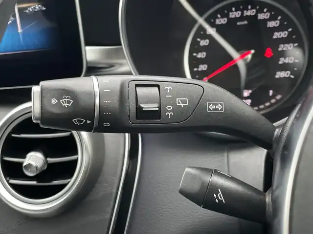 メルセデス・ベンツ Ｃ２００ 東京都 2018(平30)年 4.4万km ワイン レーダーセーフティパッケージ/・アクティブディスタンスアシスト・ディストロニック/・アクティブブレーキアシスト/・PRE-SAFE/・PREーSAFE＋/・PRE-SAFEサウンド/・アクティブブレーンキーピングアシスト/・アクティブステアリングアシスト/本革シート/・メモリ付きパワーシート/・シートヒーター/64色アンビエントライト/エアサスペンション/Apple Car play