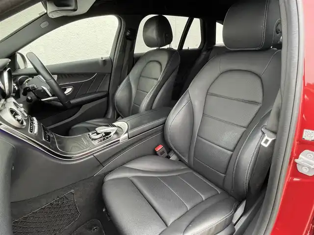 メルセデス・ベンツ Ｃ２００ 東京都 2018(平30)年 4.4万km ワイン レーダーセーフティパッケージ/・アクティブディスタンスアシスト・ディストロニック/・アクティブブレーキアシスト/・PRE-SAFE/・PREーSAFE＋/・PRE-SAFEサウンド/・アクティブブレーンキーピングアシスト/・アクティブステアリングアシスト/本革シート/・メモリ付きパワーシート/・シートヒーター/64色アンビエントライト/エアサスペンション/Apple Car play