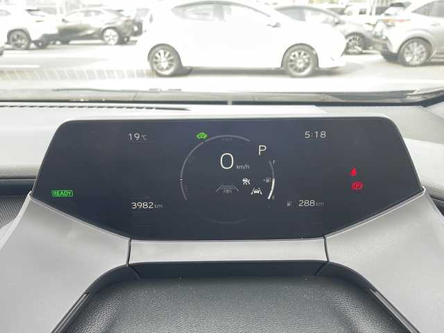 トヨタ プリウス G 福岡県 2023(令5)年 0.4万km グレー 純正メモリナビ／Ｂｌｕｅｔｏｏｔｈ／フルセグＴＶ／バックカメラ／ＥＴＣ／ワンオーナー／前後ドラレコ／ステアリングリモコン／オートクルーズコントロール／ＬＥＤヘッドライト／スペアキー／純正アルミホイール