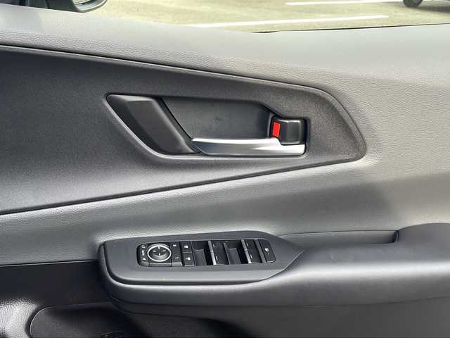 トヨタ プリウス G 福岡県 2023(令5)年 0.4万km グレー 純正メモリナビ／Ｂｌｕｅｔｏｏｔｈ／フルセグＴＶ／バックカメラ／ＥＴＣ／ワンオーナー／前後ドラレコ／ステアリングリモコン／オートクルーズコントロール／ＬＥＤヘッドライト／スペアキー／純正アルミホイール