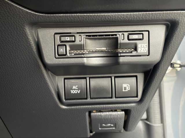 トヨタ プリウス G 福岡県 2023(令5)年 0.4万km グレー 純正メモリナビ／Ｂｌｕｅｔｏｏｔｈ／フルセグＴＶ／バックカメラ／ＥＴＣ／ワンオーナー／前後ドラレコ／ステアリングリモコン／オートクルーズコントロール／ＬＥＤヘッドライト／スペアキー／純正アルミホイール