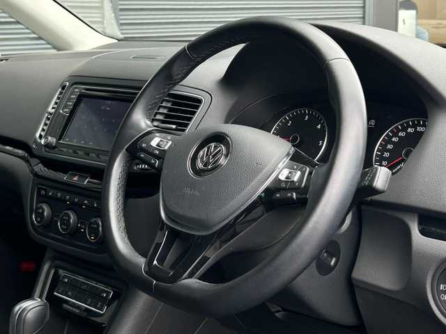 フォルクスワーゲン シャラン TDI ハイライン 茨城県 2022(令4)年 3.9万km アトランティックブルーメタリック 両側ＰＷスライドドア　/オールインＳＦＴ　/ＡＣＣ　/ＬＫＡ　/ＢＳＡ　/Ｂカメラ　/ＰＤＣ　/ディスプレイオーディオ　/ＣａｒＰｌａｙ　/ＢＴ　/ＵＳＢ　/半革　/シートヒーター　/ＰＷテールゲート　/ＥＴＣ　/パドルシフト/禁煙車