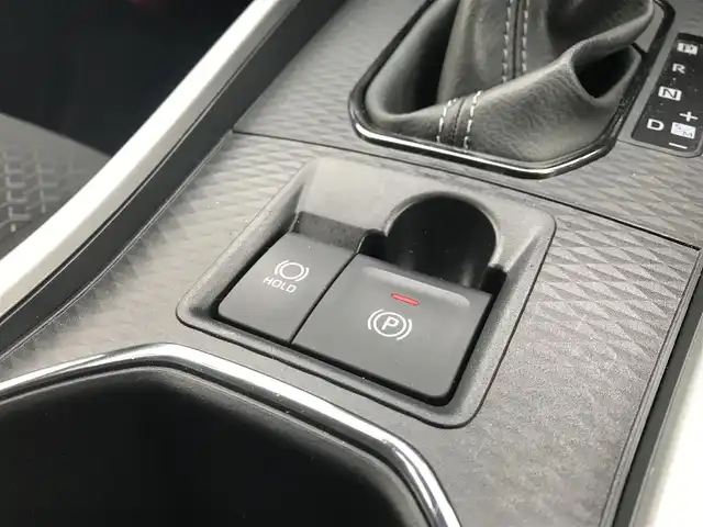 トヨタ ライズ Z 富山県 2023(令5)年 1.7万km スムースグレーマイカメタリック 社外ナビ/フルセグTV/Bluetooth/バックカメラ/ドライブレコーダー/プリクラッシュセーフティ/クリアランスソナー/レーンキープアシスト/レーダークルーズコントロール/シートヒーター/純正AWスタッドレスタイヤ車載/プッシュスタート/スマートキー/ETC