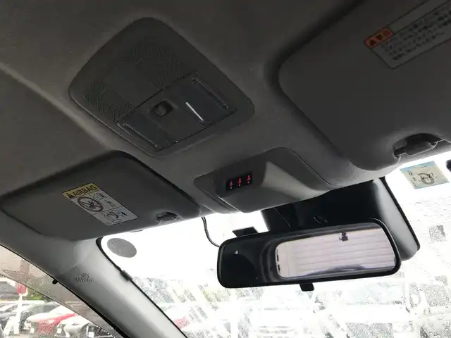 トヨタ ライズ Z 富山県 2023(令5)年 1.7万km スムースグレーマイカメタリック 社外ナビ/フルセグTV/Bluetooth/バックカメラ/ドライブレコーダー/プリクラッシュセーフティ/クリアランスソナー/レーンキープアシスト/レーダークルーズコントロール/シートヒーター/純正AWスタッドレスタイヤ車載/プッシュスタート/スマートキー/ETC