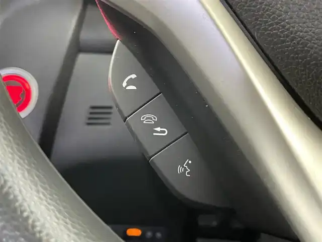 ホンダ フィット 13G L ホンダセンシング 埼玉県 2018(平30)年 6.1万km ルージュアメジストM 純正ナビ　バックカメラ　アダプティブクルーズコントロール　ＬＥＤヘッドライト　ＥＴＣ　オートライト　ホンダセンシング　ステアリングスイッチ　プッシュスタート　スマートキー　地デジフルセグＴＶ