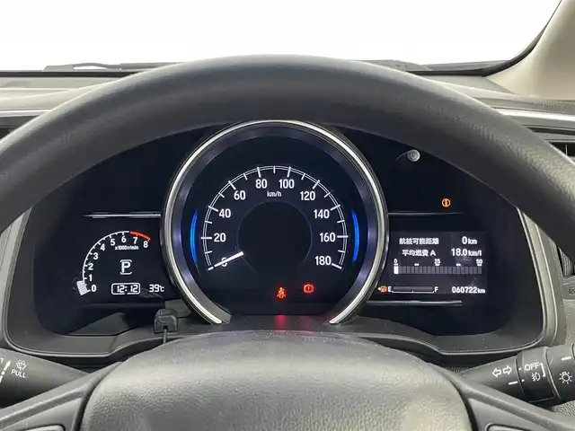 ホンダ フィット 13G L ホンダセンシング 埼玉県 2018(平30)年 6.1万km ルージュアメジストM 純正ナビ　バックカメラ　アダプティブクルーズコントロール　ＬＥＤヘッドライト　ＥＴＣ　オートライト　ホンダセンシング　ステアリングスイッチ　プッシュスタート　スマートキー　地デジフルセグＴＶ