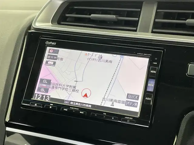 ホンダ フィット 13G L ホンダセンシング 埼玉県 2018(平30)年 6.1万km ルージュアメジストM 純正ナビ　バックカメラ　アダプティブクルーズコントロール　ＬＥＤヘッドライト　ＥＴＣ　オートライト　ホンダセンシング　ステアリングスイッチ　プッシュスタート　スマートキー　地デジフルセグＴＶ
