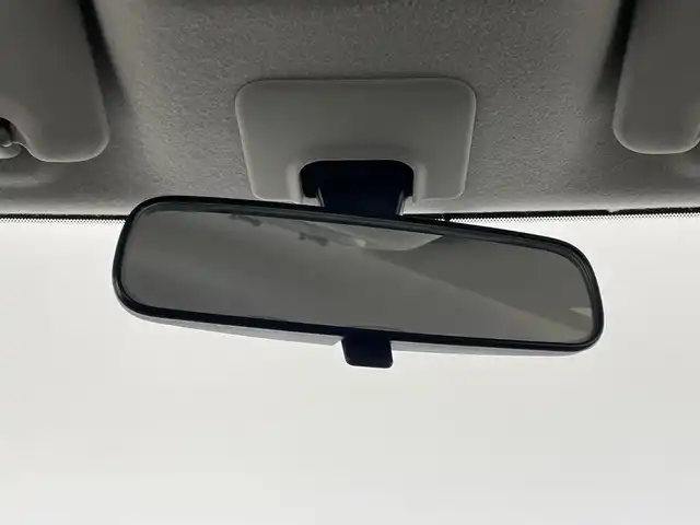 日産 キューブ 15X Mセレクション 埼玉県 2011(平23)年 6.8万km ホワイトパール 純正メモリナビ　Ｂｌｕｅｔｏｏｔｈ　ＥＴＣ　地デジフルセグＴＶ　エアコン　インテリジェントスマートキー　プッシュスタート　電動格納ミラー　ヘッドライトレベライザー　パワーウィンドウ