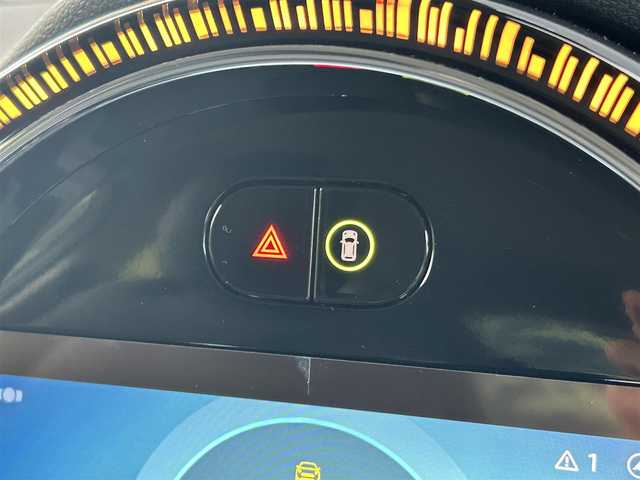 ＭＩＮＩ ＢＭＷ ミニ クーパー 福岡県 2022(令4)年 1.2万km ペッパー・ホワイト プレミアムプラスラインパッケージ/クルーズコントロール/インテリジェントセーフティ/ペッパーパッケージ/ディスプレイオーディオ/Applecarplay/androidauto/バックカメラ/Bluetooth/LEDヘッドライト/オートライト/オートワイパー/ハーフレザーシート/シートヒーター/純正16インチアルミホイール/ミラー一体型ETC/取扱説明書/保証書/スペアキー×1
