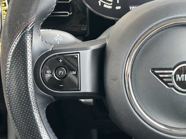 ＭＩＮＩ ＢＭＷ ミニ クーパー 福岡県 2022(令4)年 1.2万km ペッパー・ホワイト プレミアムプラスラインパッケージ/クルーズコントロール/インテリジェントセーフティ/ペッパーパッケージ/ディスプレイオーディオ/Applecarplay/androidauto/バックカメラ/Bluetooth/LEDヘッドライト/オートライト/オートワイパー/ハーフレザーシート/シートヒーター/純正16インチアルミホイール/ミラー一体型ETC/取扱説明書/保証書/スペアキー×1